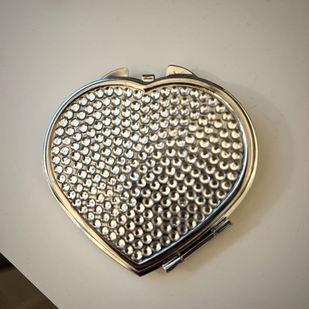 Silver beaded heart shaped compact mirror!